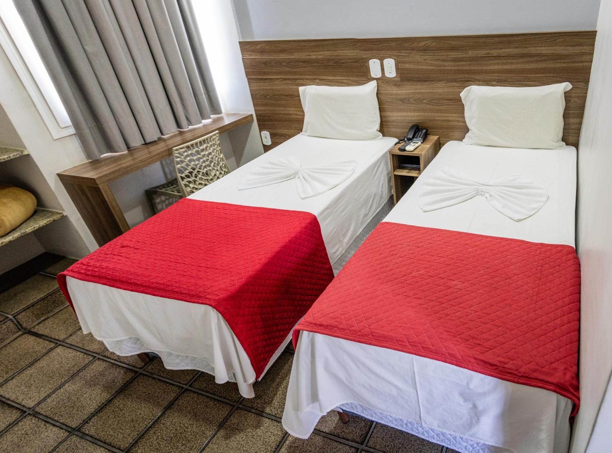 Mirante Hotel Governador Valadares Exterior photo